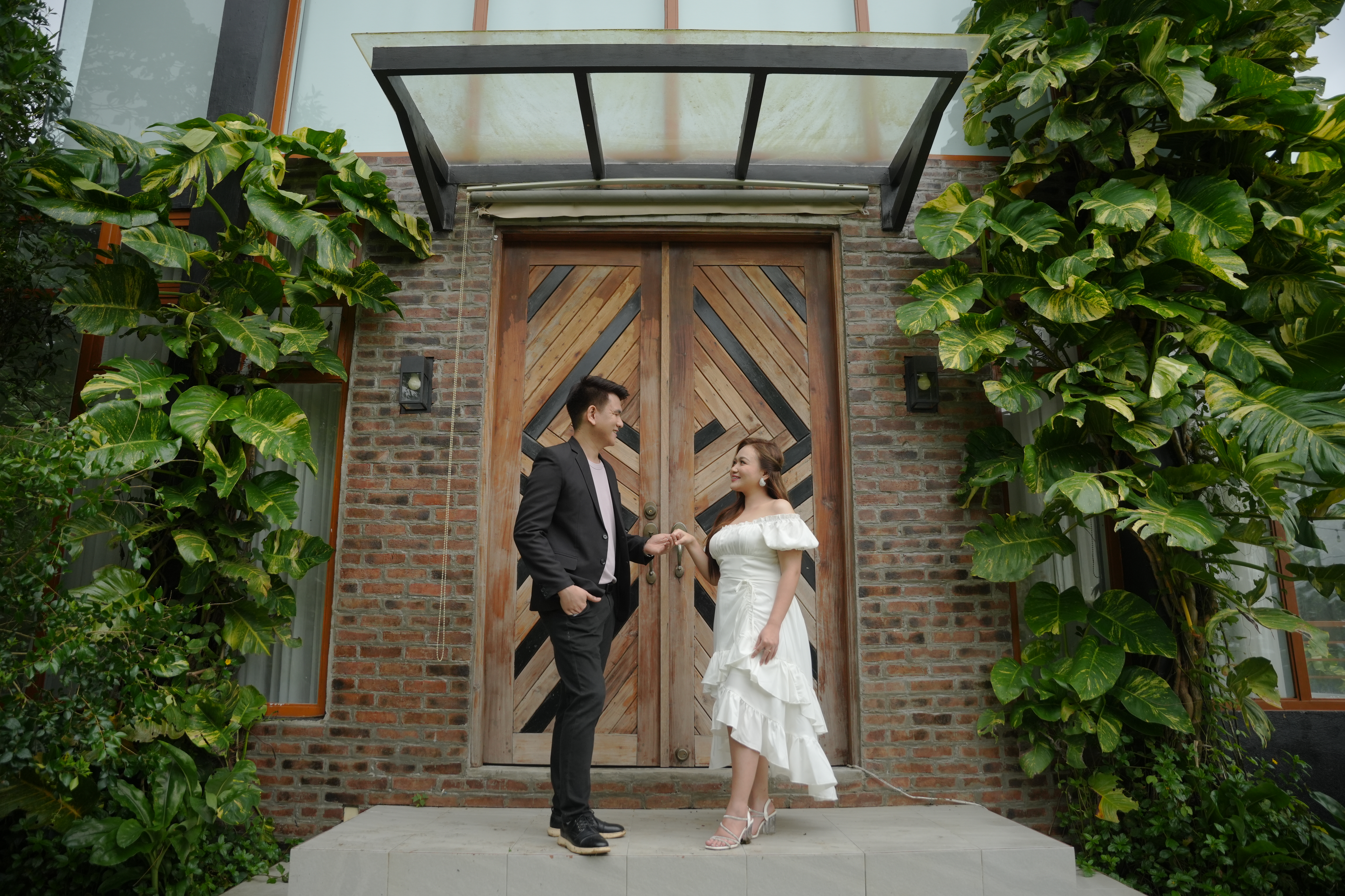 Kenneth & Ericka gallery image 2